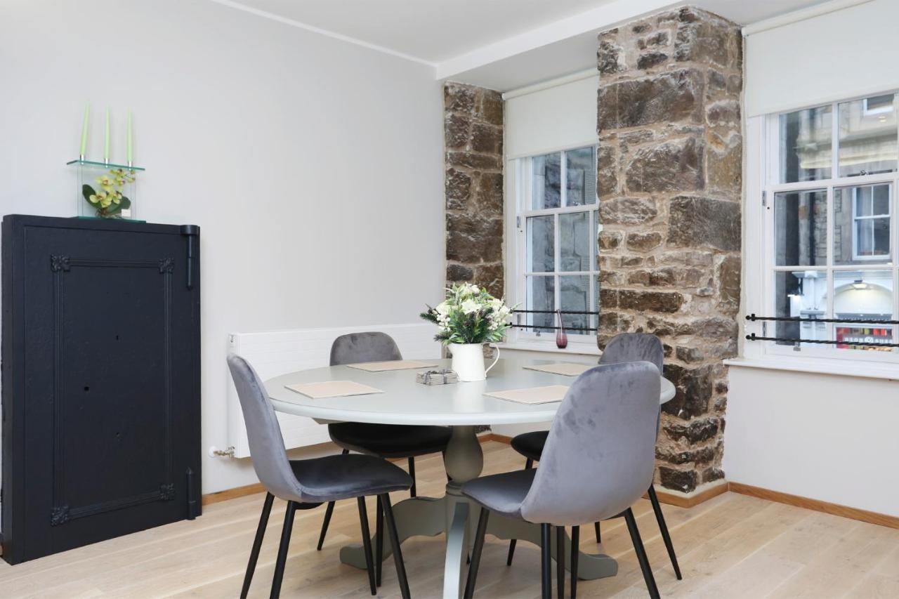 Joivy Refurbished Home On The Royal Mile EDI Exteriér fotografie