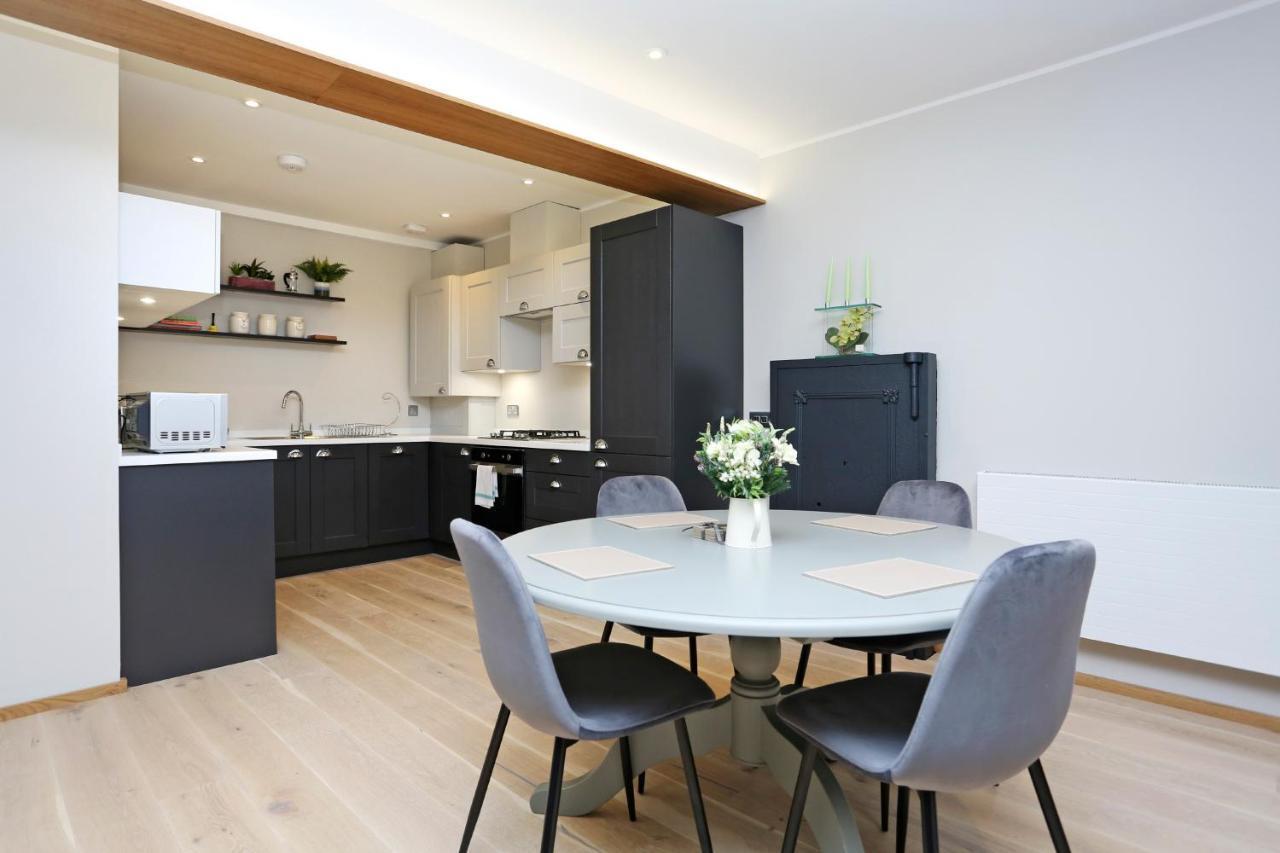 Joivy Refurbished Home On The Royal Mile EDI Exteriér fotografie